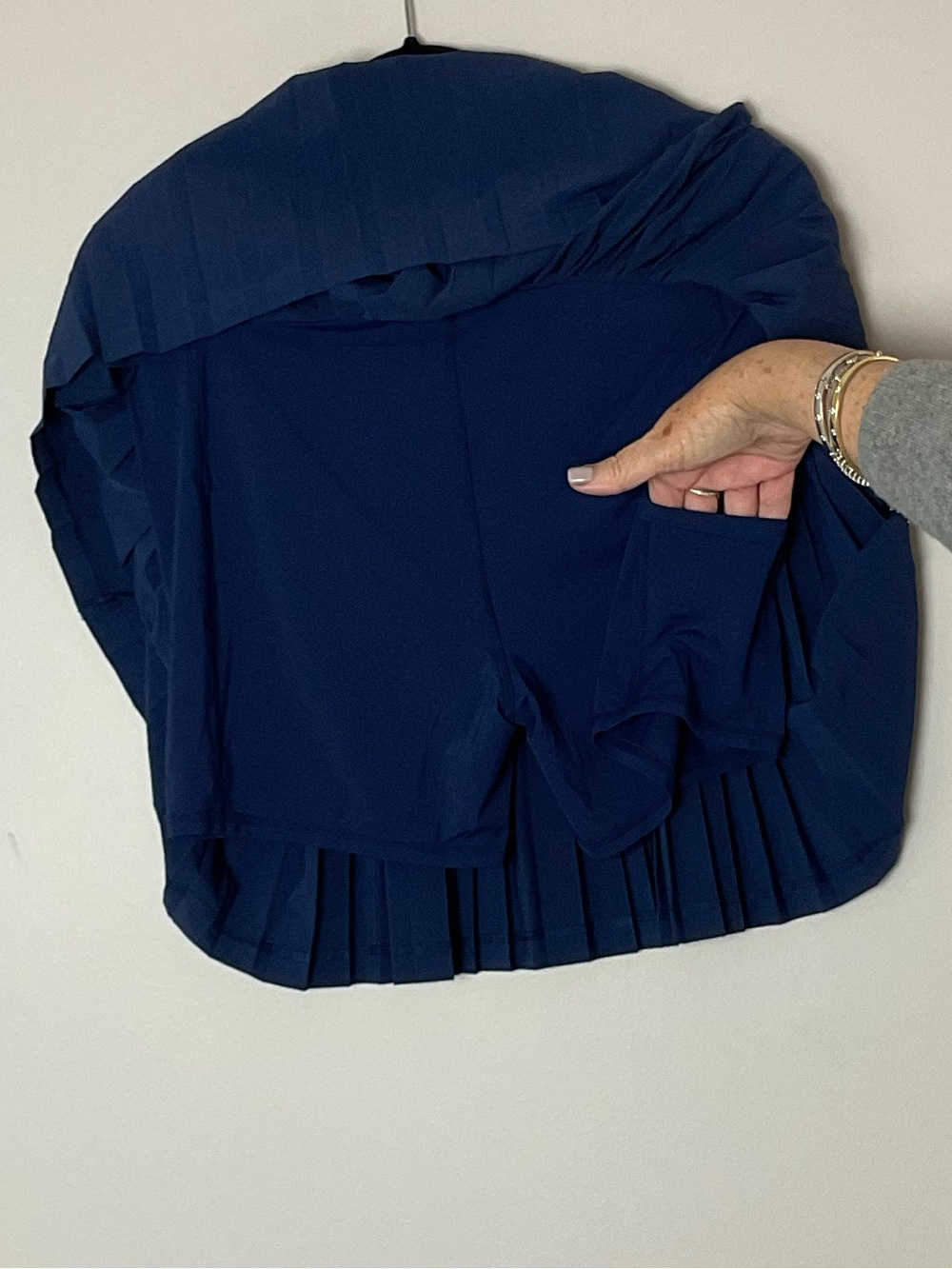 Lily Pulitzer Luxletic Makara Navy Pleated Skort Athletic Country Club Size M - Picture 7 of 10